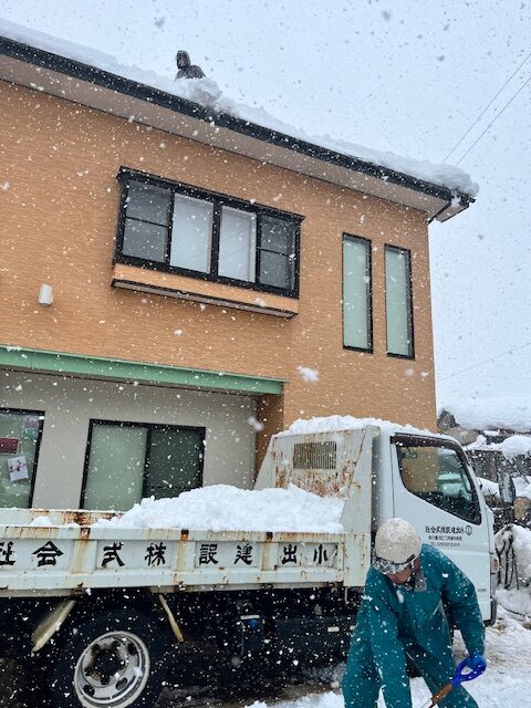 雪下ろし作業