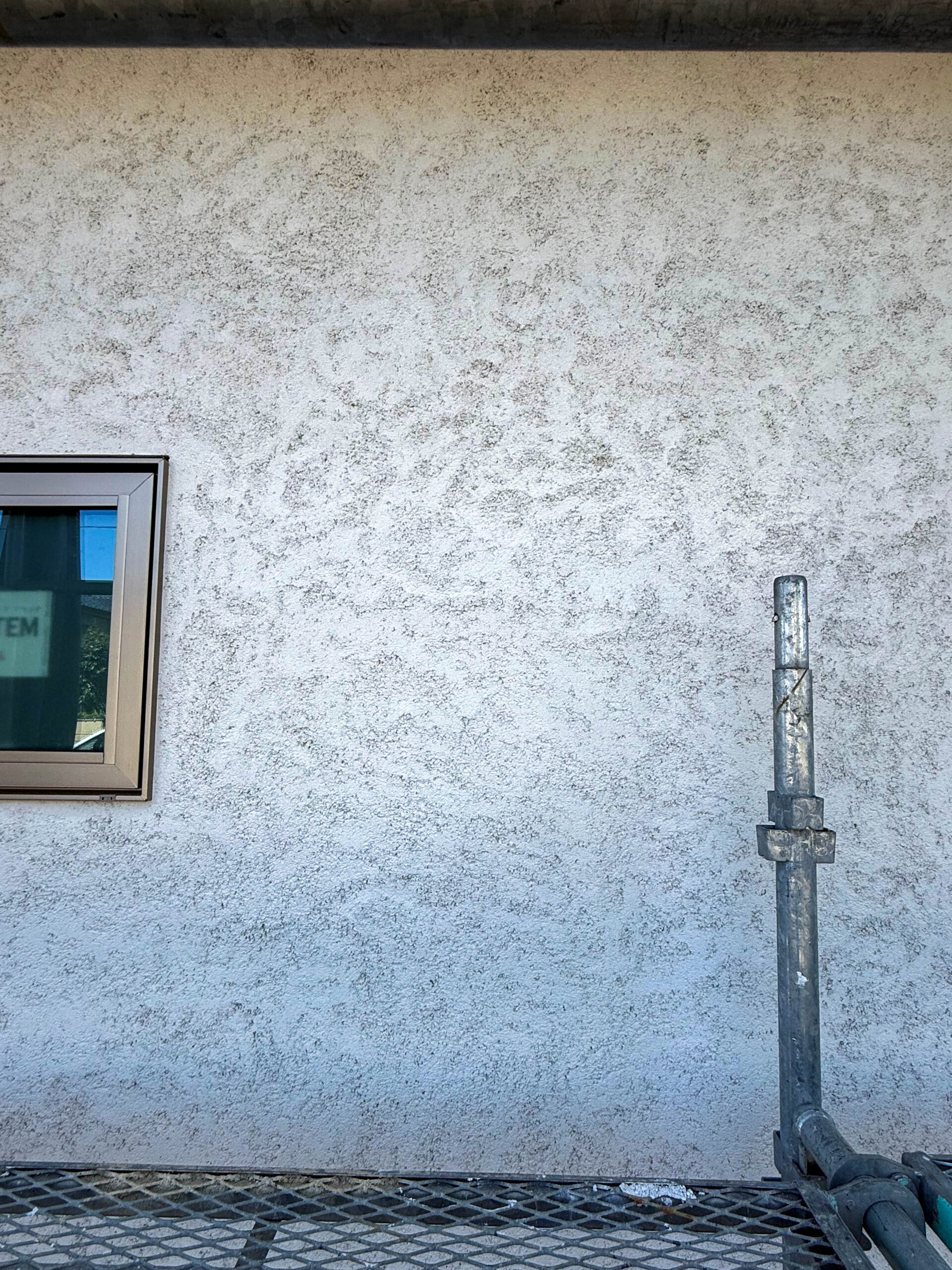 長岡市花園の現場～そとん壁