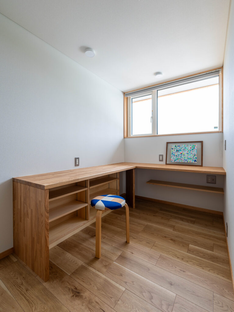 開放と落ち着きを叶える 南向きの住まい